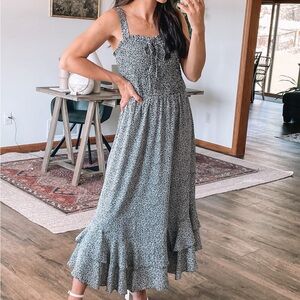 Brand new never worn black & white floral print midi dress